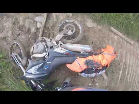 Видео: В Карпаты на мотоциклах 4 (4K). Петрос. Shineray 250