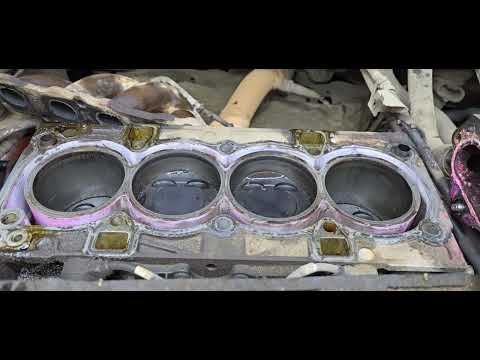 Видео: Ford Focus 3   1.6l провели замену прокладки гбц