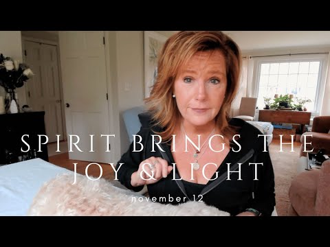 Видео: Ваше ежедневное чтение Таро: Дух приготовил для вас нечто РЕАЛЬНОЕ — расслабьтесь! | Руководство ...