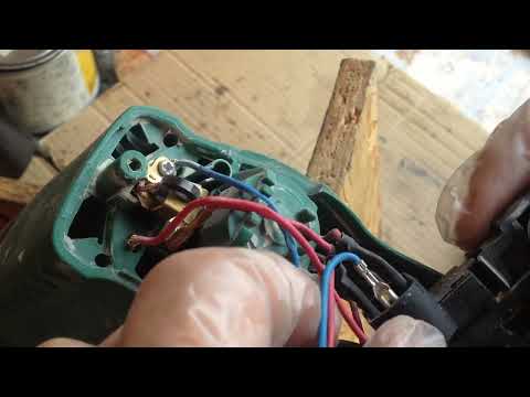 Видео: Перфоратор hammer flex, пропал реверс