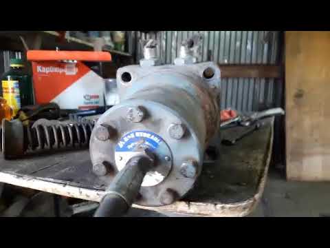 Видео: минипогрузчик на гидроходу.