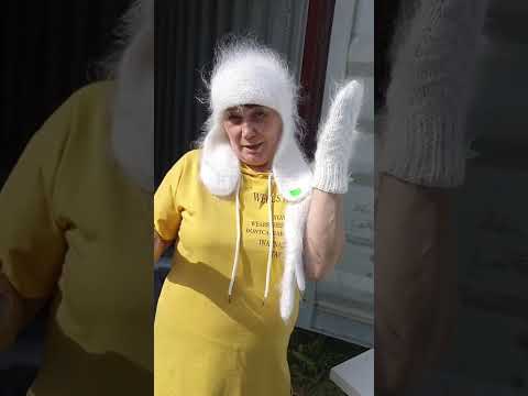 Видео: Пуховые манишки,шапочки,носочки,варежки