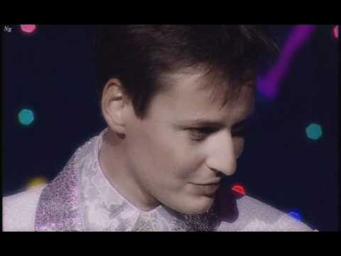 Видео: Витас. Романс "Чужие люди"