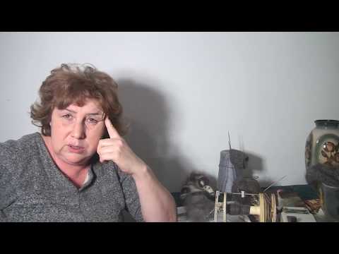 Видео: КАК ПРЯСТЬ КОЗИЙ ПУХ?  ВЫЛЕЗАЕТ ПЛАТОК! ПОЧЕМУ?