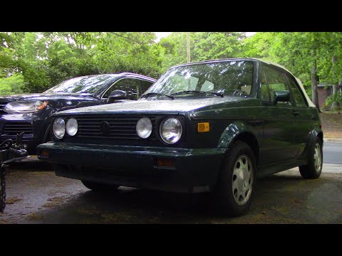 Видео: Модернизация стереосистемы VW Cabriolet 1993 года