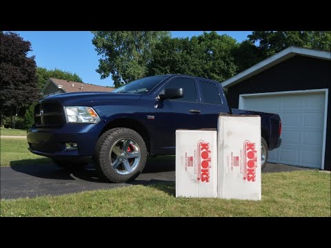 Видео: HEMI RAM ПОЛУЧАЕТ КОЛЛЕКТОРЫ KOOKS С ДЛИННЫМИ ТРУБАМИ!!!