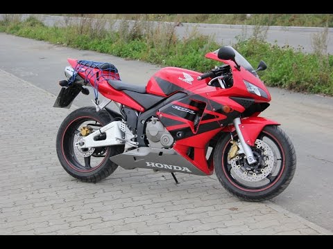 Видео: Обзор спортбайка HONDA CBR 600 RR 2004