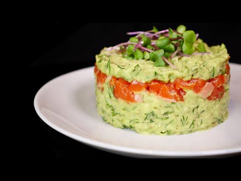 Видео: ВСЁ ПРОСТО! Салат из авокадо и красной рыбы | Avocado & Salmon Salad