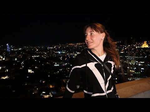 Видео: ПРИЕХАЛА В ГОСТИ! ПЕРВЫЕ впечатления! ПОКАЗЫВАЮ город. День из жизни в Грузии. Жизнь в Тбилиси