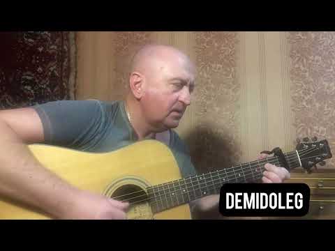 Видео: Она всё время за углом…