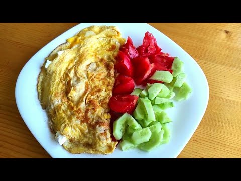 Видео: Омлет с творогом и сыром. Легкий, быстрый и вкусный обед.