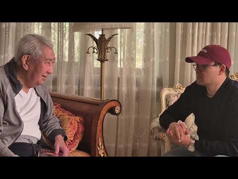 Видео: Сабырбек Борибайулы поприветствовал моего дедушку и завязал беседу.