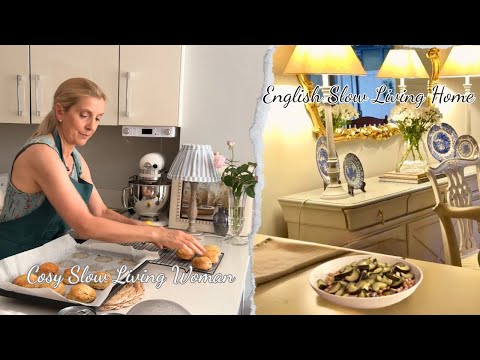 Видео: Искусство медлительности летом | Сельский салат | Картофельные сконсы и жизнь в саду