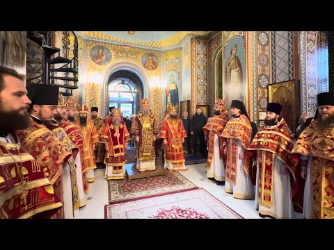 Видео: Память вмч. Димитрия Солунского. Литургия в скиту Киево-Печерской Лавры.