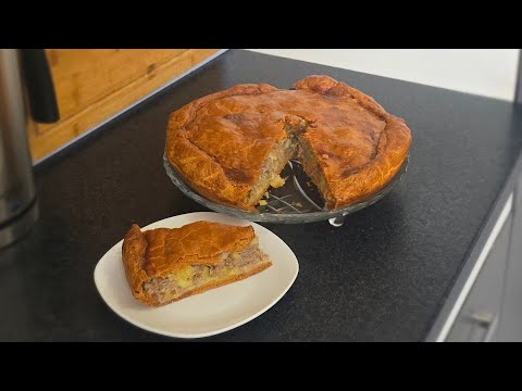 Видео: Мясной пирог, очень вкусно и просто/ Meat pie