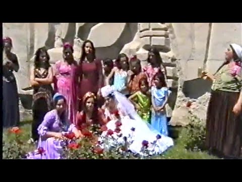 Видео: ЦЫГАНСКОЕ РЕТРО  СВАДЬБА ВАСЯ И РУСАЛКА   27 05 2006 1 я часть