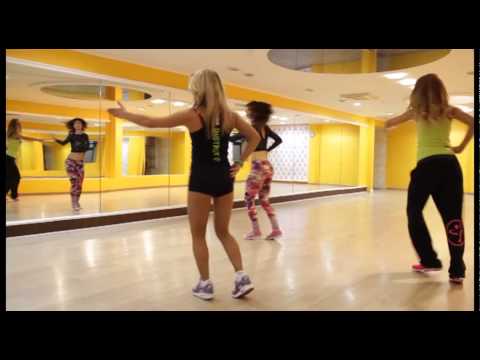Видео: Видео-урок ZUMBA с Алиной Бенционовой в Alekta Dancehall