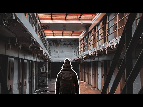 Видео: Полиция заперла нас в заброшенной тюрьме