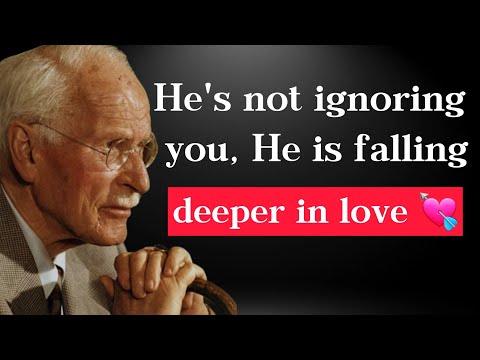 Видео: ОН НЕ ИГНОРИРУЕТ ТЕБЯ, ОН ВЛЮБЛЯЕТСЯ ВСЕ БОЛЬШЕ 💘|| КАРЛ ЮНГ
