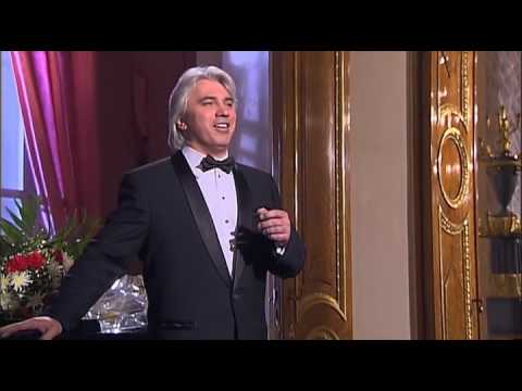 Видео: Дмитрий Хворостовский - Средь шумного бала