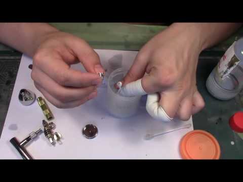 Видео: Чистка аэрографа