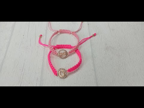 Видео: Розовые браслеты с коннекторами.