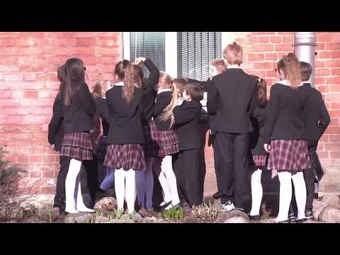 Видео: 56 гимназия.4з класс. Начальная школа. Выпуск.