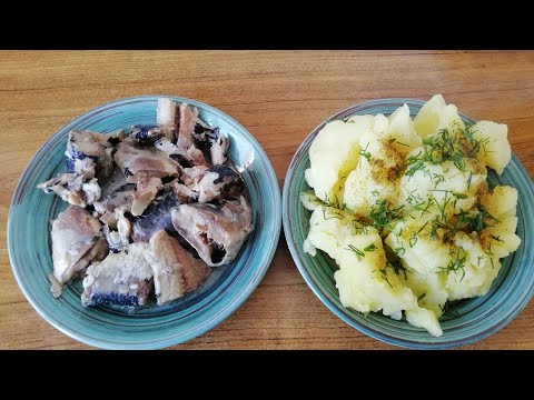 Видео: АСМР ИТИНГ 😋 КАРТОШЕЧКА С САРДИНКОЙ🐟