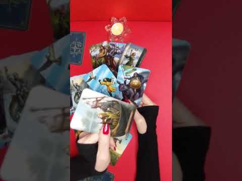 Видео: 💑 Toва, което той скрива от вас. Неговите тайни и неизказани неща/секрети.