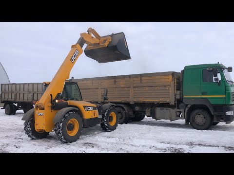 Видео: Забуксовал на ровном месте. Телескопический погрузчик JCB.