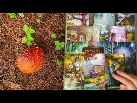 Видео: Скажи честно какие у тебя в роду секреты тайны? Мысли чувства мужчины к Вам сегодня! Колена Таро