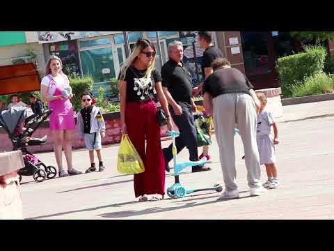 Видео: Казахстанский🇰🇿Флаг на земле(Социальный эксперимент)