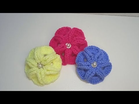 Видео: Цветы из пряжи // Вяжем крючком // Легко и просто