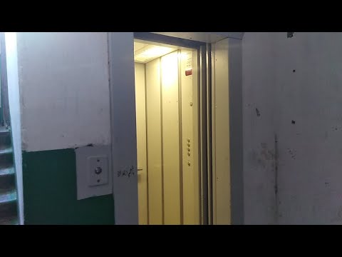 Видео: Единственный старый дом с лифтами в районе ДОКа! Лифт(NLM 2013 г.в) Рылеева 33 подъезд 4,г.Тюмень.