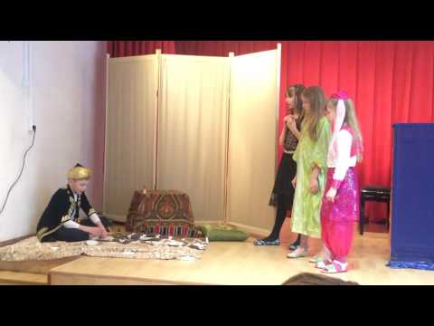 Видео: Спектакль "Щепотка соли"