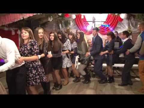 Видео: Танець пінгвіна на весіллю в Лісній Слобідці