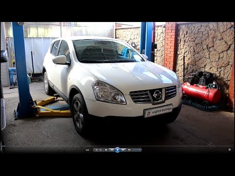 Видео: Замена передних тормозных дисков и колодок на Nissan Qashqai 2,0 4WD Ниссан Кашкай 2009