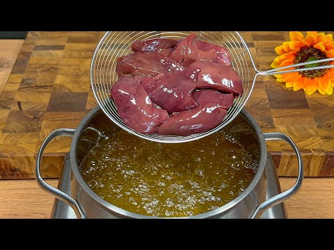 Видео: Один секрет и куриная печень растает во рту, как масло! Просто, вкусно и легко!