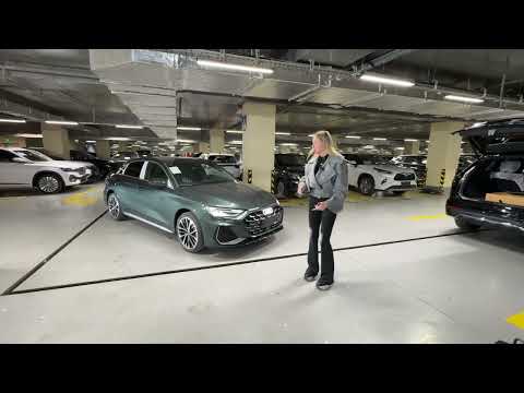 Видео: Мини ВАГ Audi A3L. Лиса рулит