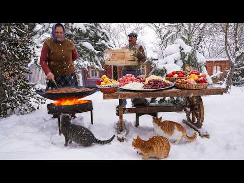 Видео: Зимний Деревенский Обед на Садже | Простая деревенская еда, приготовленная на открытом воздухе