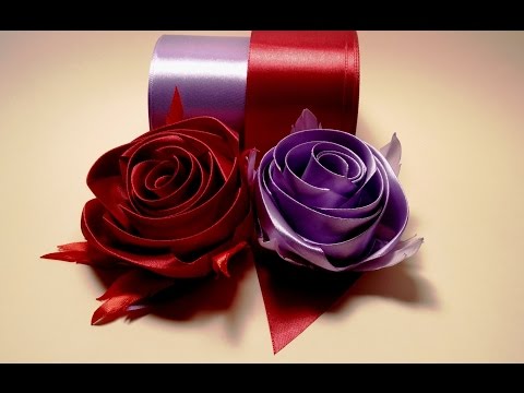 Видео: Ribbon flowers how to make:rose from satin ribbon/tutorial/Цветы из лент:роза из атласной ленты/МК