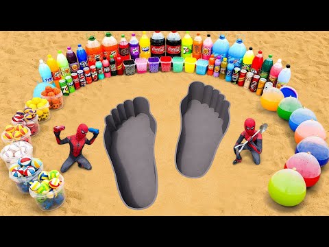 Видео: Большое извержение зубной пасты из ямки для ног, гигантская Фанта и шарики, горная роса, монстр, ...