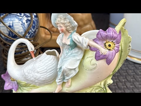 Видео: Антикварный рынок 16 октября 25 г