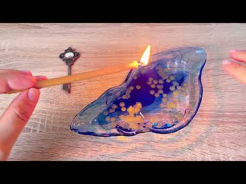Видео: ☀️СМОТРИТЕ НА ОГОНЬ 🔥 СВЕЧА РАССКАЖЕТ💯К ЧЕМУ ВАМ ГОТОВИТЬСЯ 😍🎁⛵️Гадание на воске