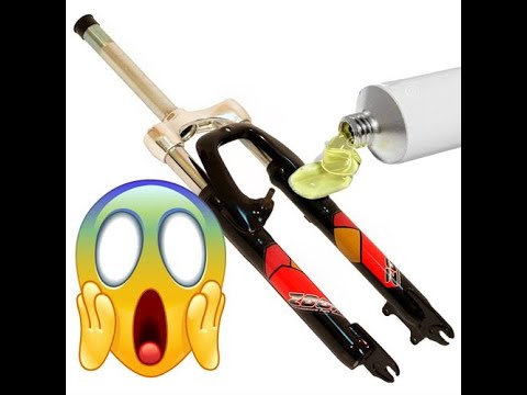 Видео: Смазка пружинной велосипедной вилки ZOOM - как не надо делать!