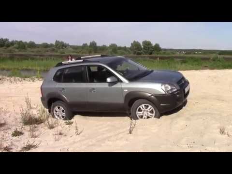 Видео: Hyundai Tucson поедет ли по песку?