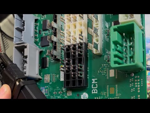 Видео: Jaguar xf ключ не обнаружен.