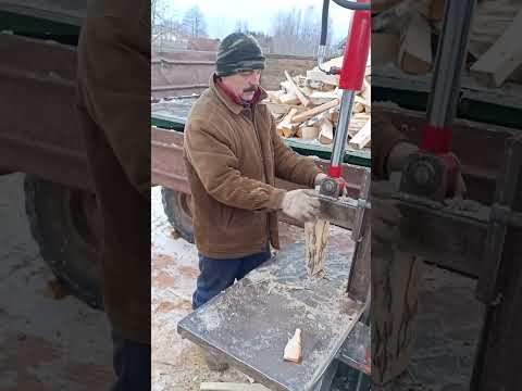Видео: Гидравлический дровокол вертикальный.