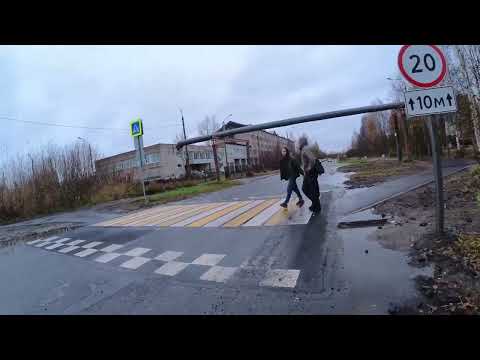 Видео: Прогулка по Архангельску. Сульфат. Пешеходный мост через Кузнечиху. Эстакада. 20.10.2025