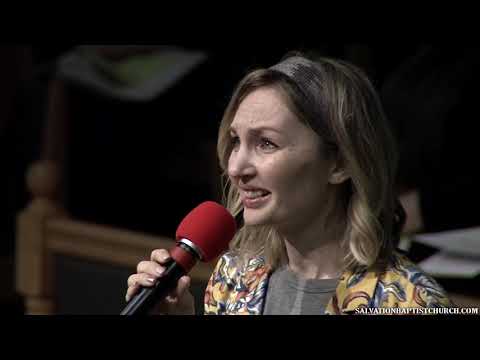 Видео: Стих «На поле» ─ Лариса Гиденко